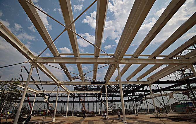 煙臺(tái)網(wǎng)架工程是如何解決抗震問(wèn)題的